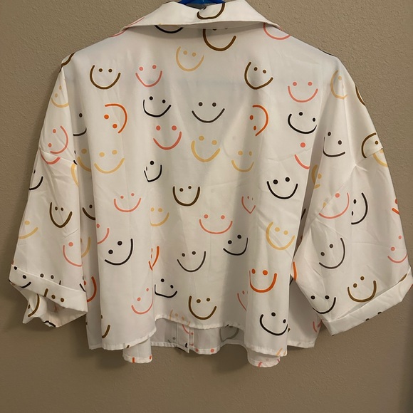 Fun Smiley Crop Top! 😃 - Picture 9 of 9